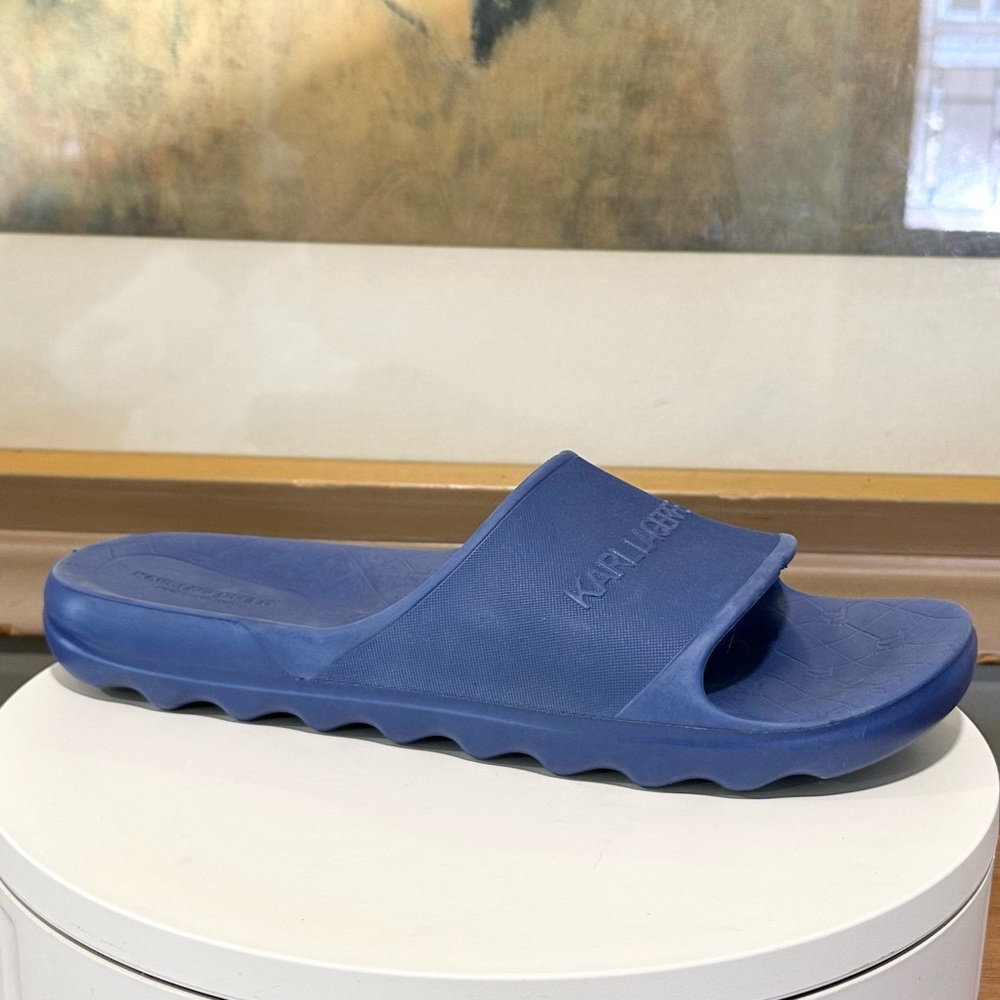 🌸KARL LAGERFELD🌸 Raised Logo Eva Pool Slide Sandal Blue Size: 13 - Picture 3 of 12